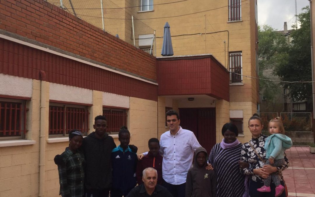 La ONG de iniciativa religiosa Delwende ofrece un «trampolín» a familias refugiadas en España